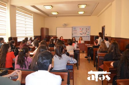 Jurnalistika fakültəsində “Jurnalistikanın bu günü” adlı layihə çərçivəsində təlim keçirilib