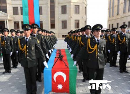 Azərbaycan Ordusunda “Açıq qapı günü” və andiçmə mərasimi keçirilir