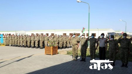 Türkiyə hərbçiləri Bakıda belə qarşılandı – Video