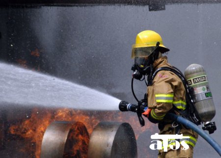 Zaqatalada ferma və yük maşını külə döndü