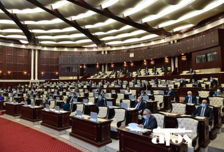 Milli Məclis bu günə iclas çağırıb - Gələn il üçün vacib sənədlərə baxılacaq