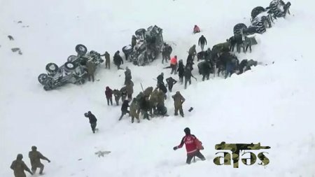 İranda qar uçqunu: Çox sayda ölən və itkin düşən var - VİDEO