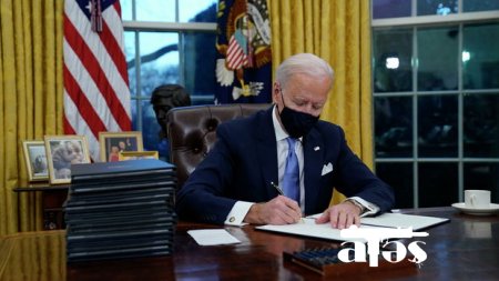 Bayden Trampın qərarlarını ləğv etdi: Müsəlman ölkələrinə qadağa qaldırıldı