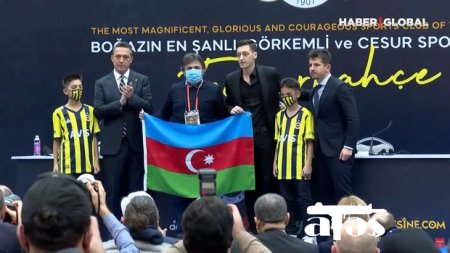 Məsut Özil “Fənərbaxça”da təqdimatı zamanı Azərbaycana dəstəyini bildirdi - VİDEO