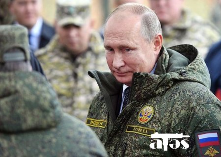 Peskov açıqladı: “Putin niyə general deyil?”