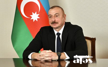 İlham Əliyev Pakistan prezidentini təbrik etdi