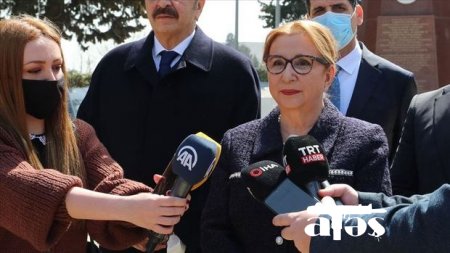 Ruhsar Pekcan: “Qarşılıqlı investisiyaları artırmaq istiqamətində də çalışmalarımız davam edir”