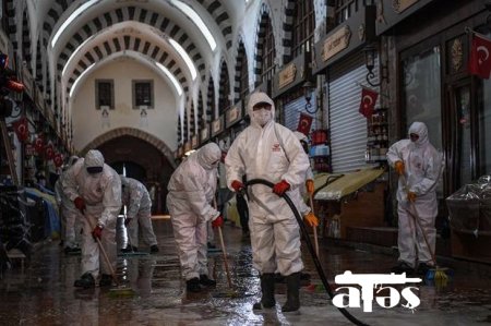 Türkiyədə koronavirusa yeni yoluxanların sayında rekord qeydə alınıb