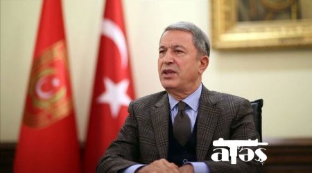 Hulusi Akar: “Ermənilərə qarşı soyqırım qətiyyən olmayıb”