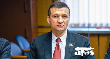 Dmitri Savelyev: “Heydər Əliyev Azərbaycanın tarixi əzəmətini də bərpa edə bildi”