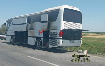 Şagirdləri Qubaya istirahətə aparan avtobus yandı - Foto