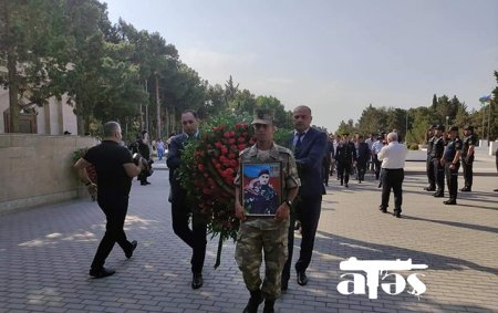 Laçında qəzada həlak olan hərbçi dəfn edildi - Foto