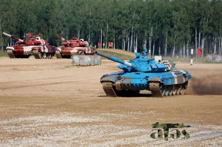 Hərbçilərimiz “Tank biatlonu” müsabiqəsində ilk yarışa başlayıblar - FOTO