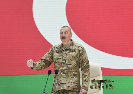 "Azərbaycan hakim strateji nöqtələrə sahibdir" - Ali baş komandan