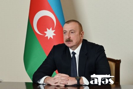 İlham Əliyev qızıl medal qazanan idmançını təbrik etdi