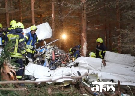 Almaniyada təyyarə qəzaya uğradı - Pilot öldü