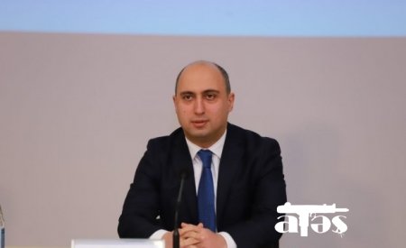 "Müəllimlərin 90 faizindən çoxu vaksinasiyadan keçib" - Emin Əmrullayev