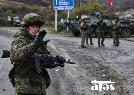 "Biz Rusiya sülhməramlı kontingentinin varlığını göstəririk" - Aleksandr Ripski