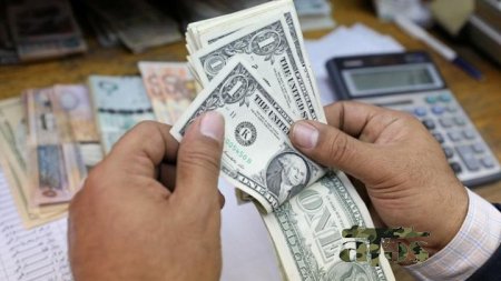 Dolların sabaha olan rəsmi məzənnəsi açıqlandı