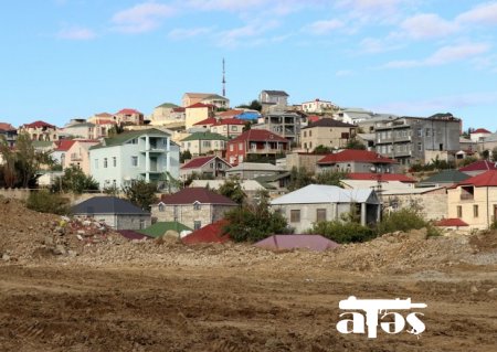 Sənədsiz evlərin rəsmiləşdirilməsi əmlak bazarını canlandıracaq