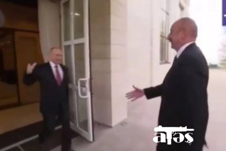 Putin Soçidə İlham Əliyevi belə qarşıladı - VİDEO