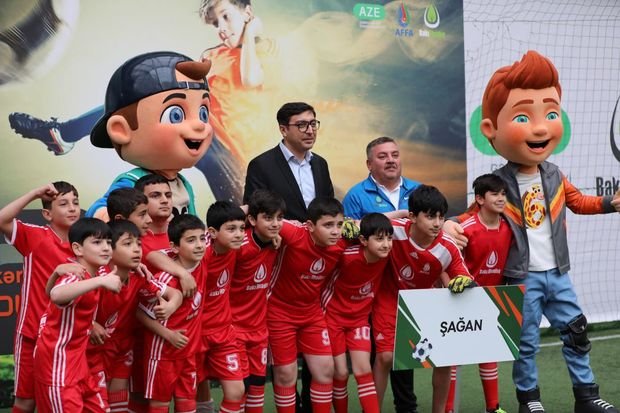 Bakılı balalarının 2-ci böyük futbol turnirinə start verildi - FOTO